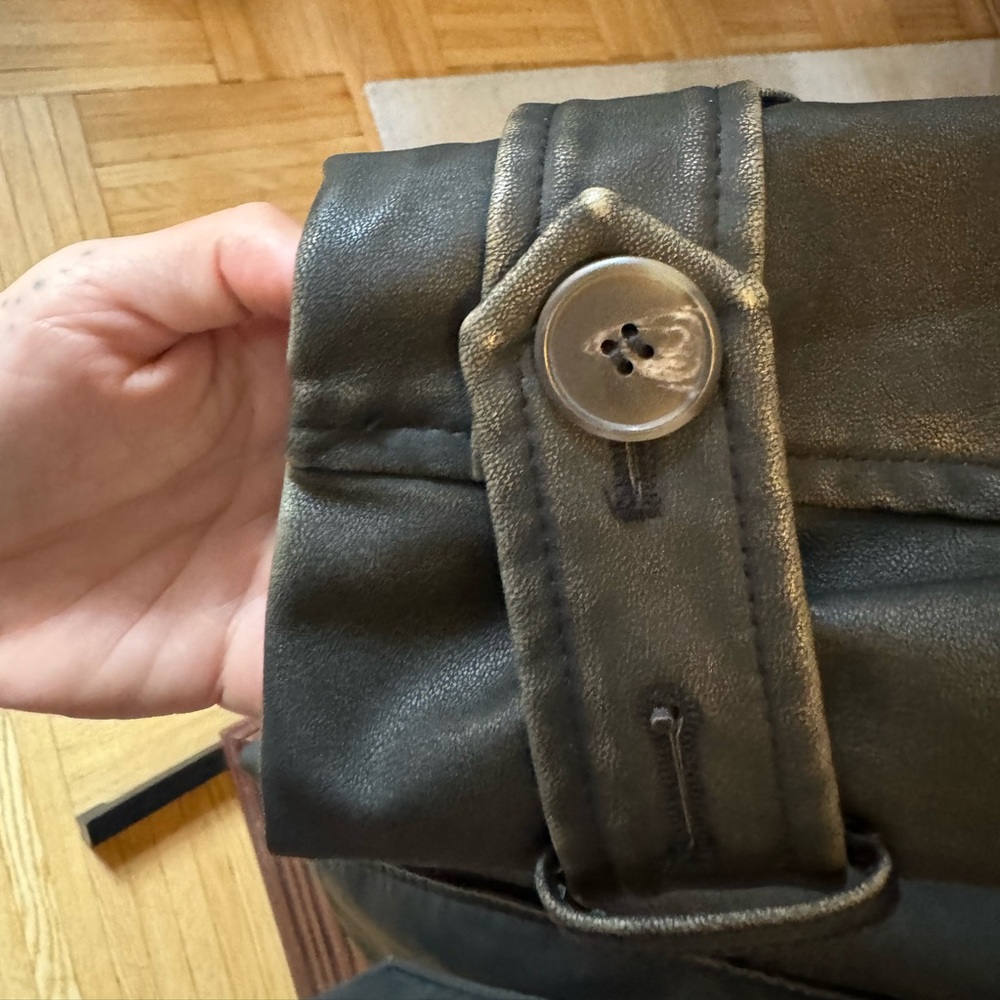Distress faux leather trench coat - Picture 4 of 4